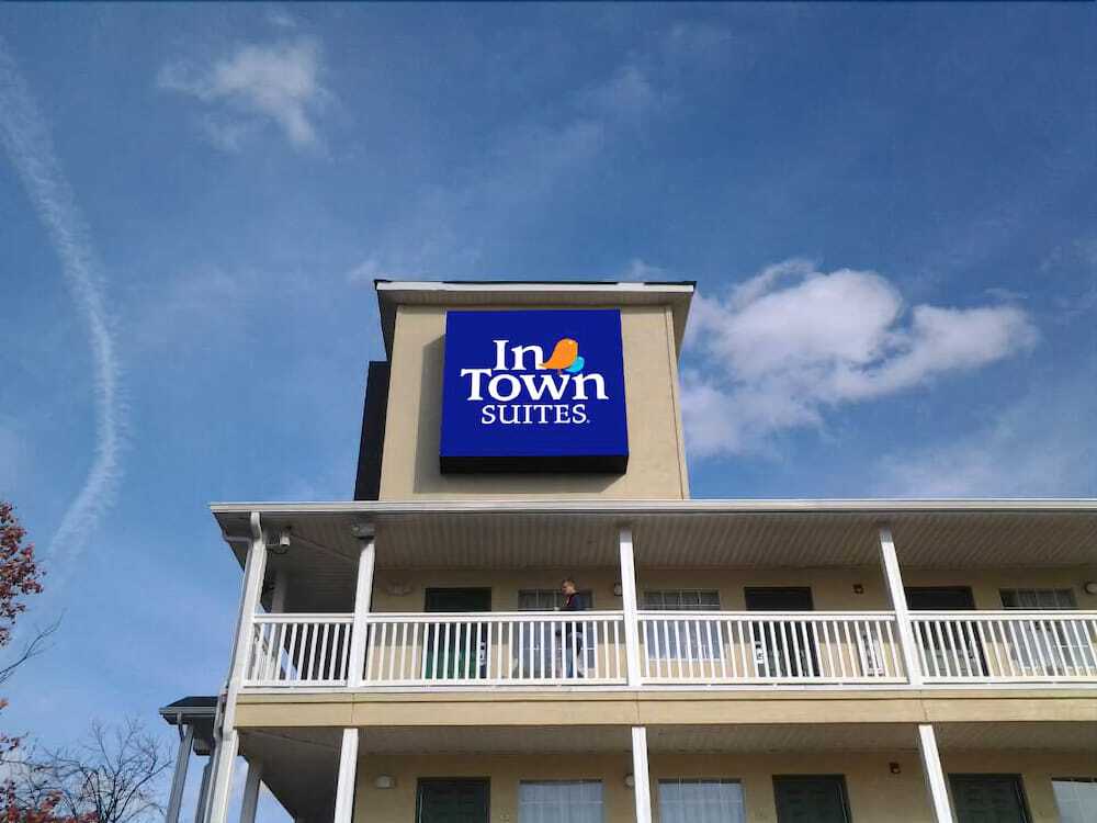 Intown Suites Extended Stay Chesapeake Va - I-64 Crossways Blvd Exterior foto